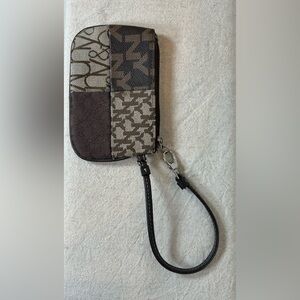 New York & Company Patchwork Wristlet in Brown and Tan